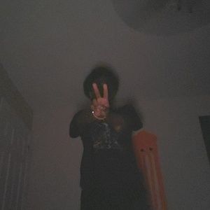 Meet your Posher, Devin